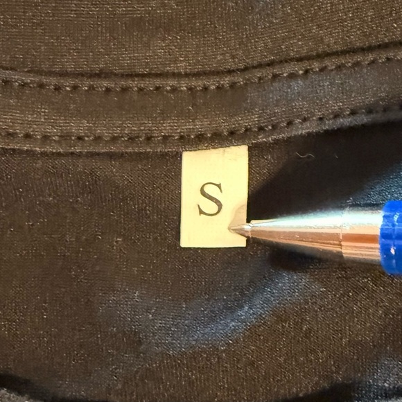 NWOT Mens Size Small Short Sleeve Polyester T-shirt Black With Gray Basic Shirt - Picture 4 of 10